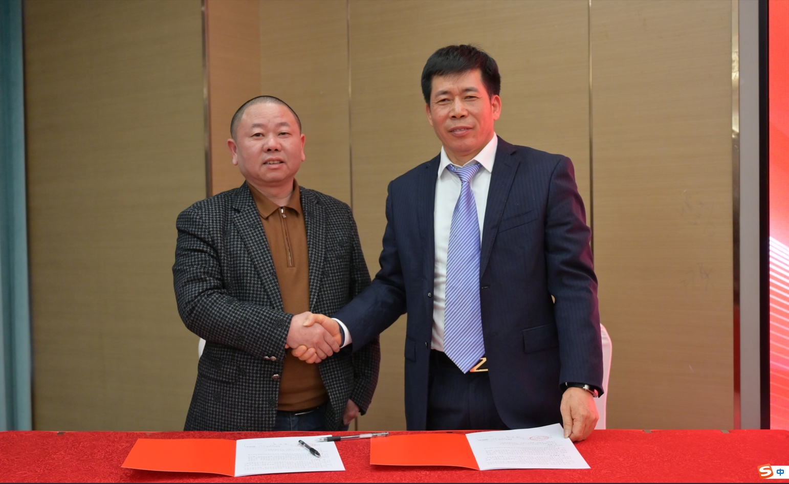 图片7.JPG